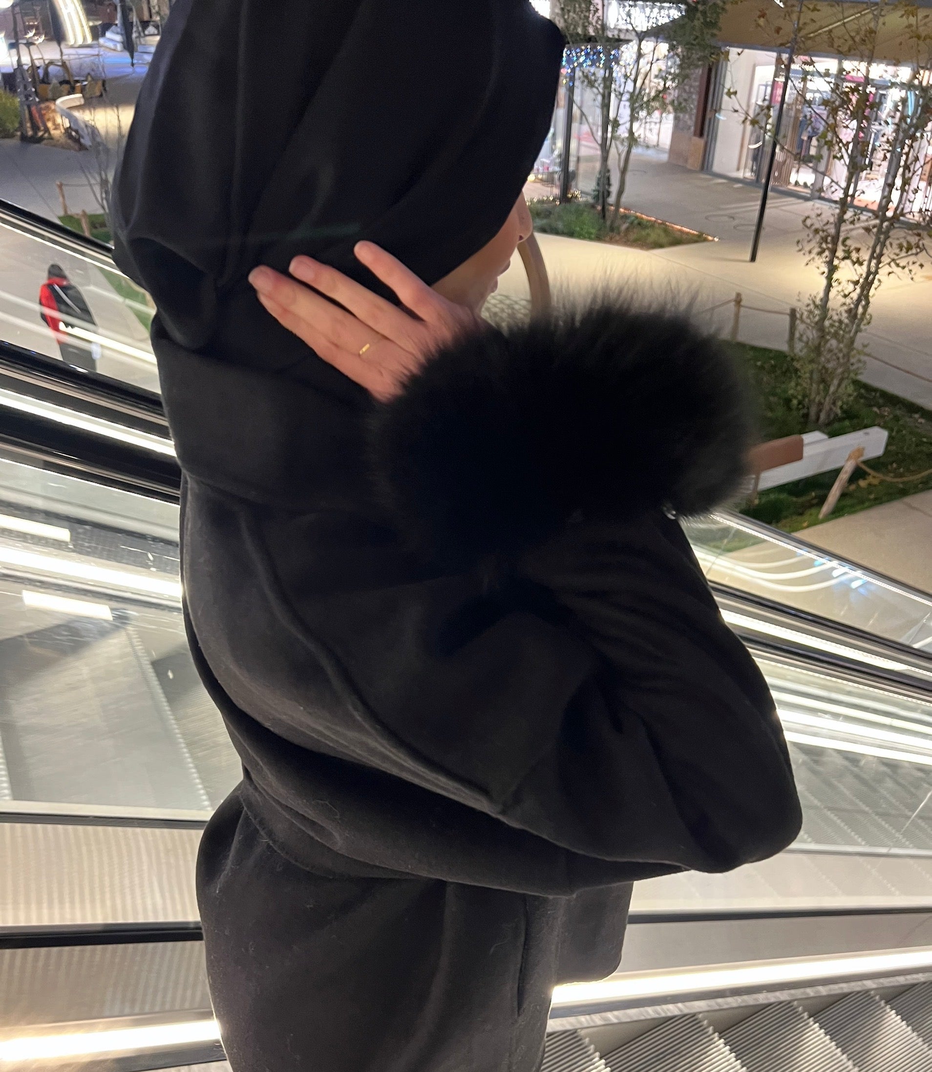 Manteau en laine noire