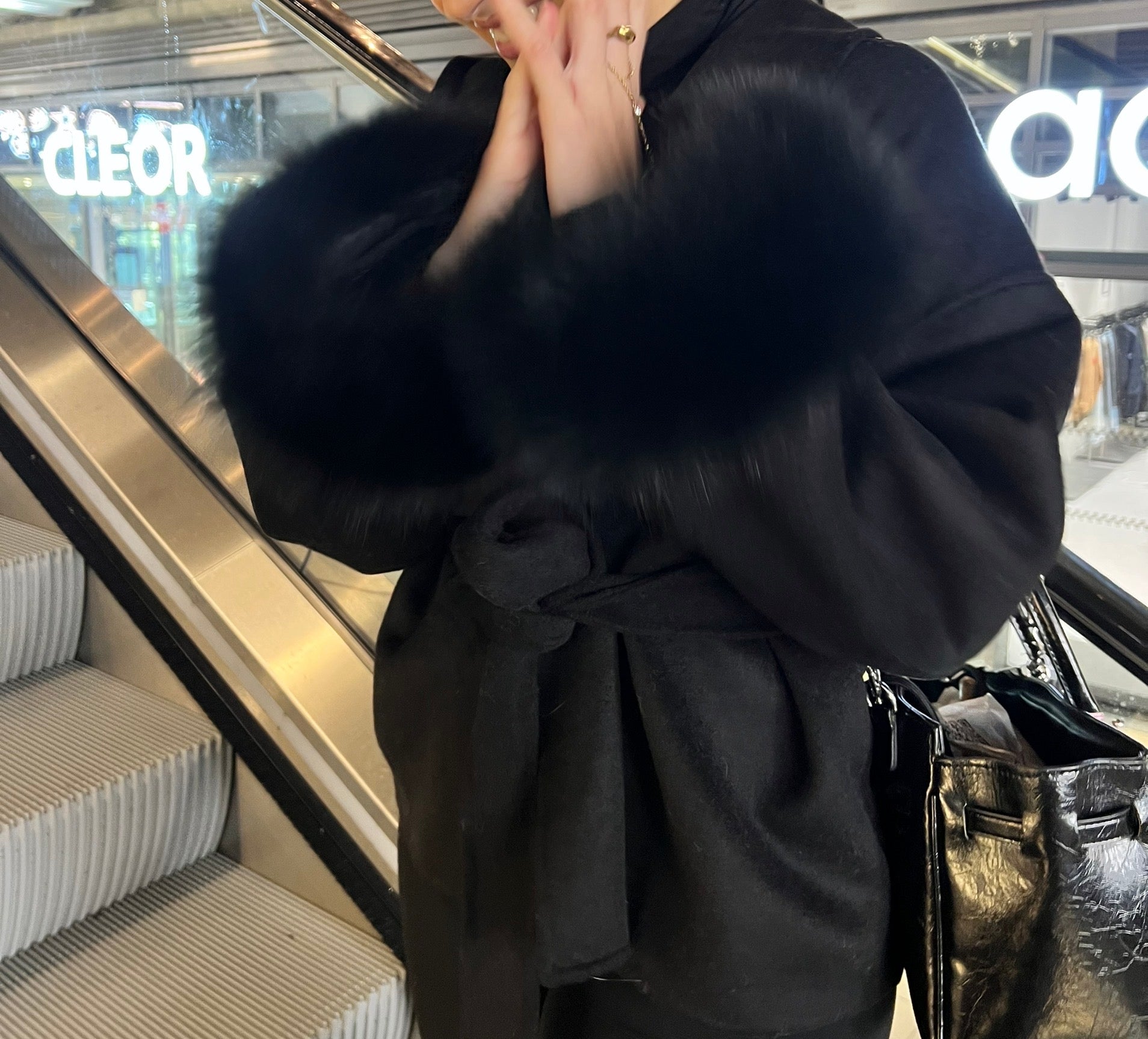 Manteau en laine noire