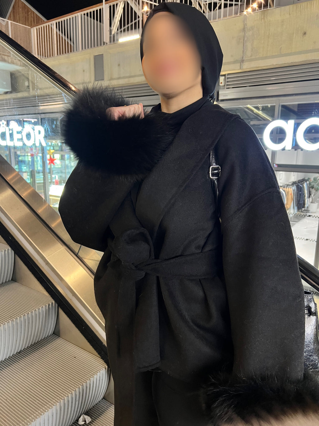 Manteau en laine noire